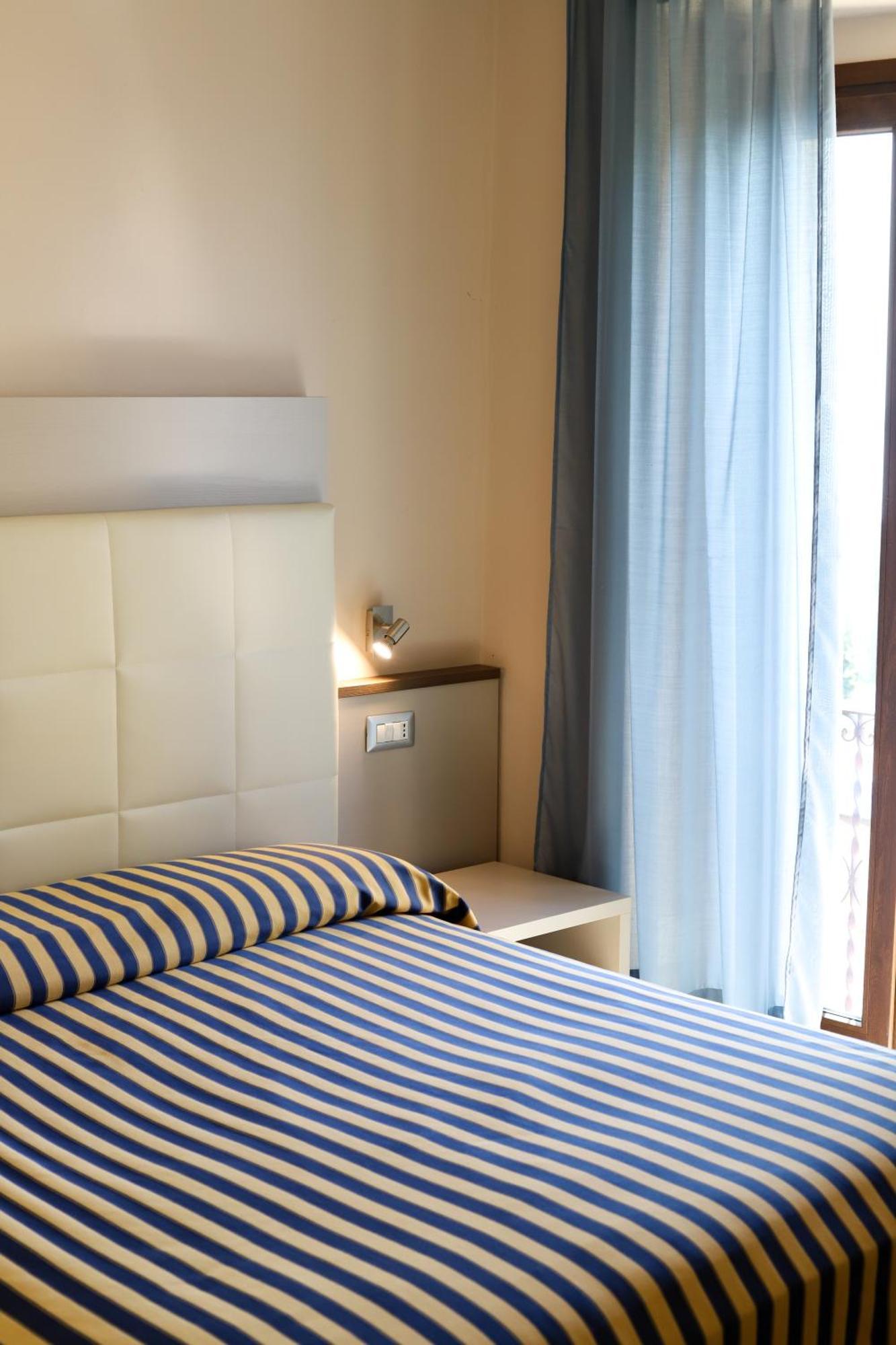 Aparthotel San Rocco Relais Soiano Del Lago Exteriér fotografie